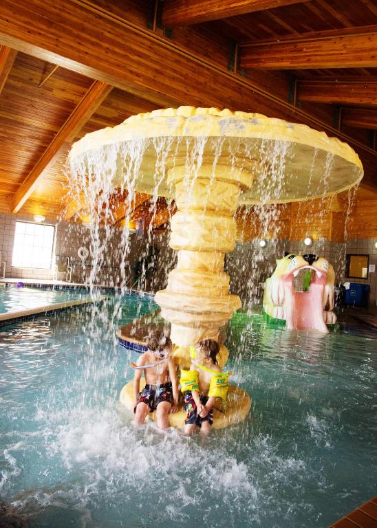 Popular attractions Area Nearby Property
